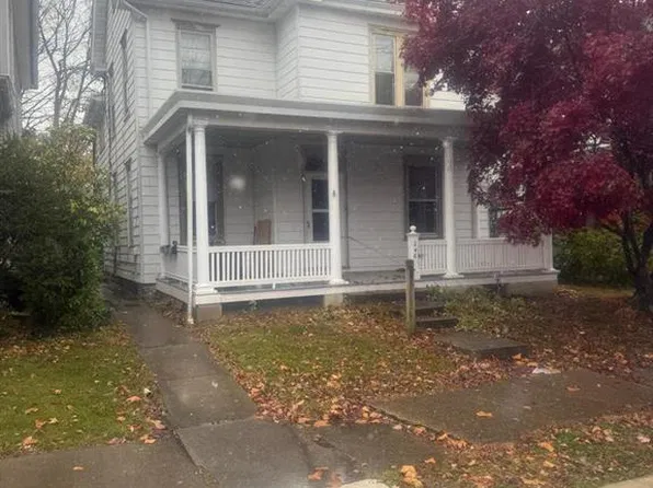246 S Spruce St, Lititz, PA 17543