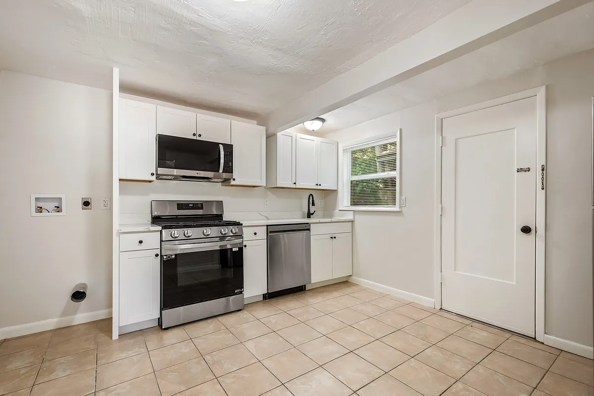 Building Photo - 1504 E Concord St #1504