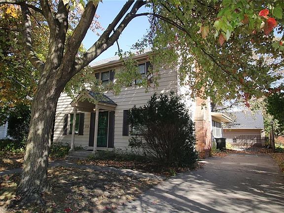 2nd image of 1012 Roosevelt Ave
