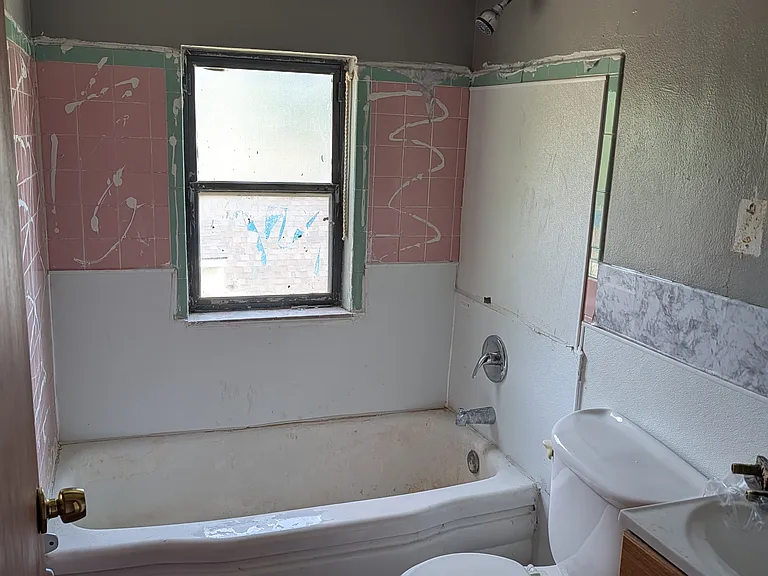 2529 Ada Ave — Photo 9
