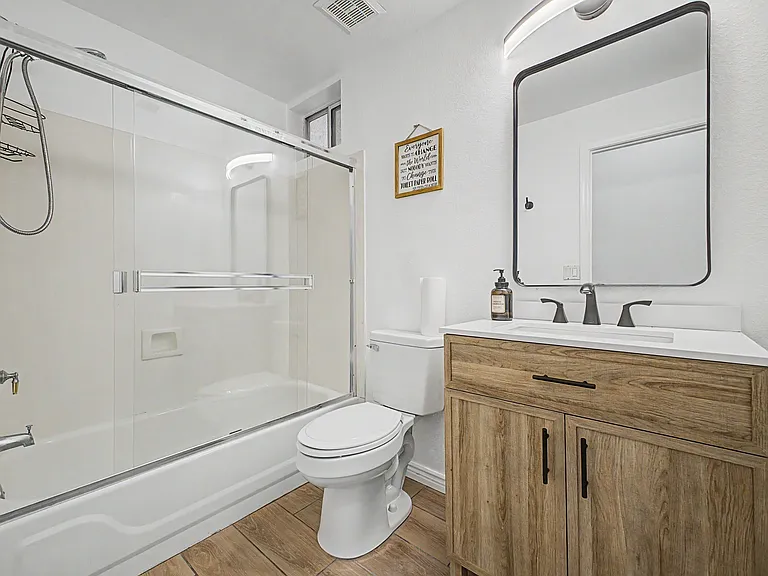 S McClelland Dr — Photo 12