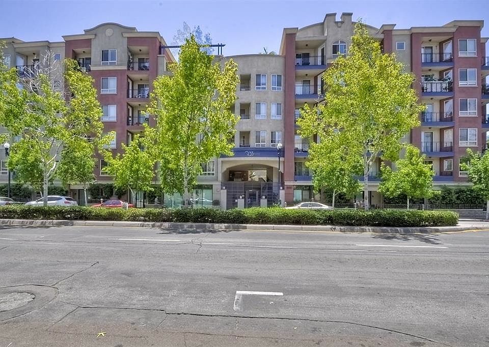 1st image of 235 Market St Unit 209