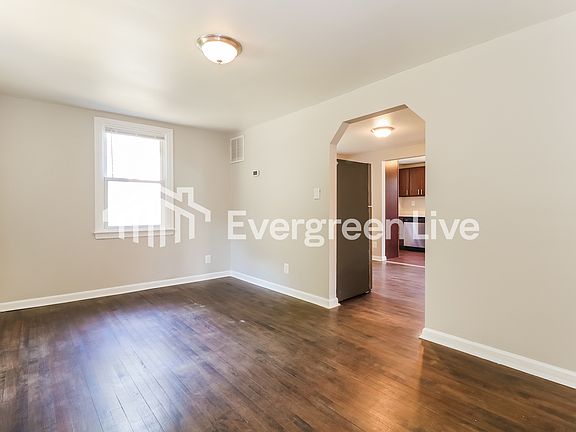 3rd image of 10024 Dolfield Rd