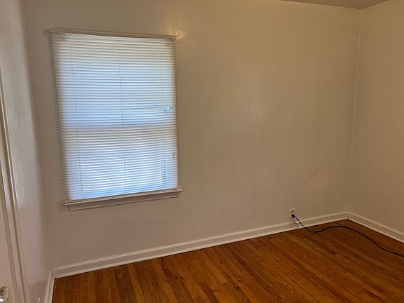 2nd image of 985 E 1st Ave #4-4B