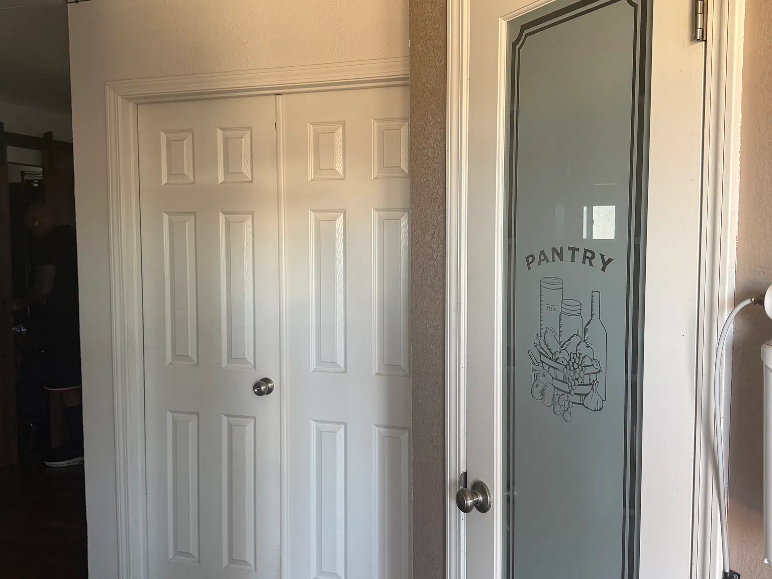 3 bed, 1120 sqft, $950 — Photo 3