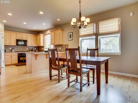 3rd image of 234 NE 62nd Pl