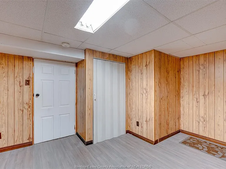 1627 Marentette Ave #BASEMENT — Photo 10