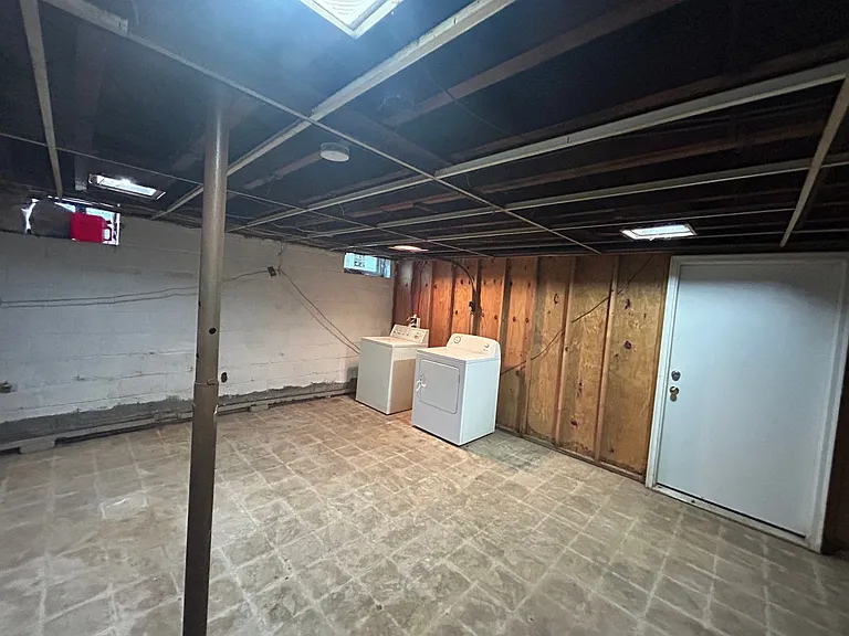 7339 Claridge Street — Photo 8