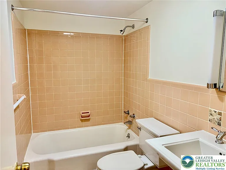 434-1B N Leh St #1B — Photo 7