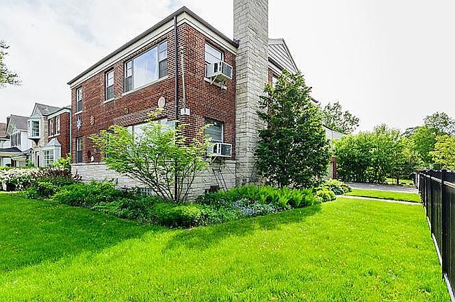 1st image of 435 N Oak Park Ave