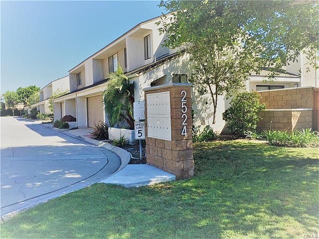 1st image of 2524 Elden Ave