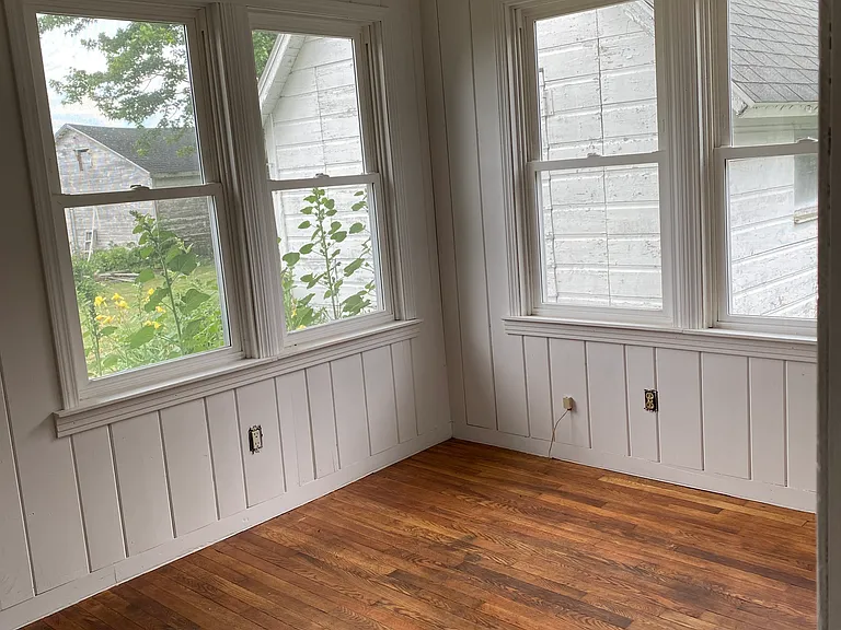 sun room/ dining