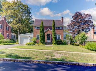 1810 Randolph Rd, Schenectady, NY 12308