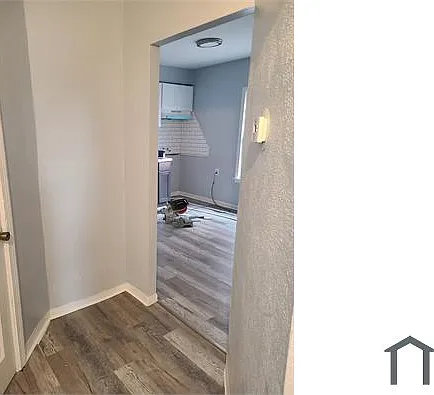 1183 Pembroke St — Photo 6
