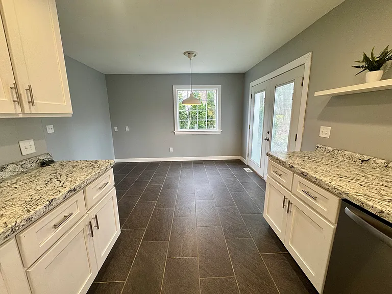 305 Arbordale Dr #1 — Photo 7
