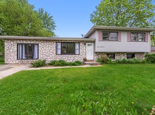 3251 Willowdale Rd, Portage, IN 46368