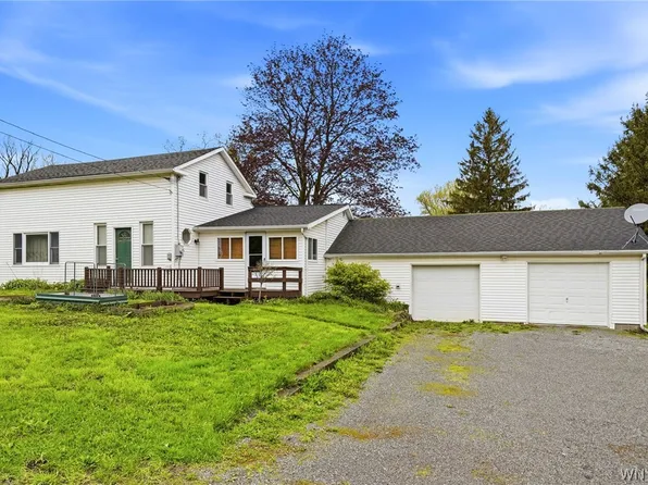 4767 Linden Rd, East Bethany, NY 14054