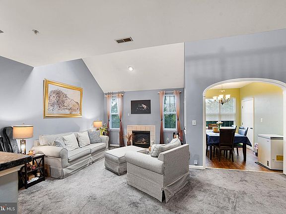 3rd image of 55 Hawk Rise Ln #303