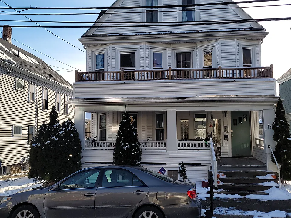 28 Whitman St #2
