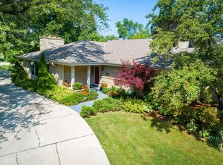 6707 N Santa Monica Blvd, Fox Pt, WI 53217