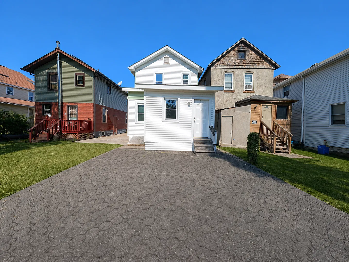 1224 Monroe Ave. — Photo 3
