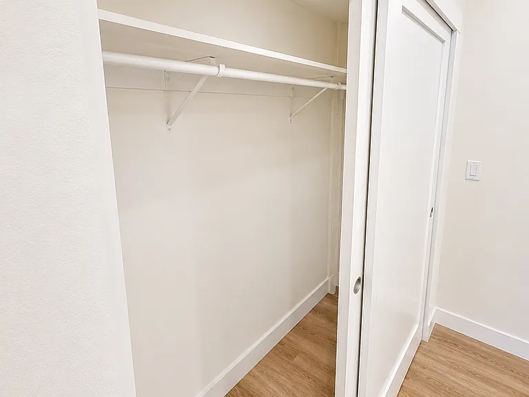 GEN115-Newly built 1 Bed 1 bath