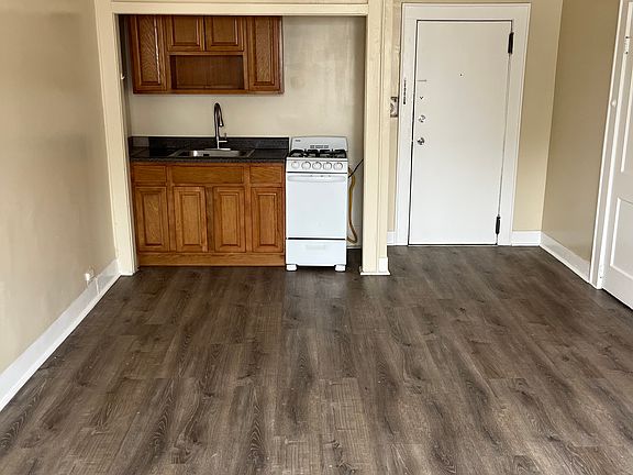 5th image of 159 Jacoby St APT 12