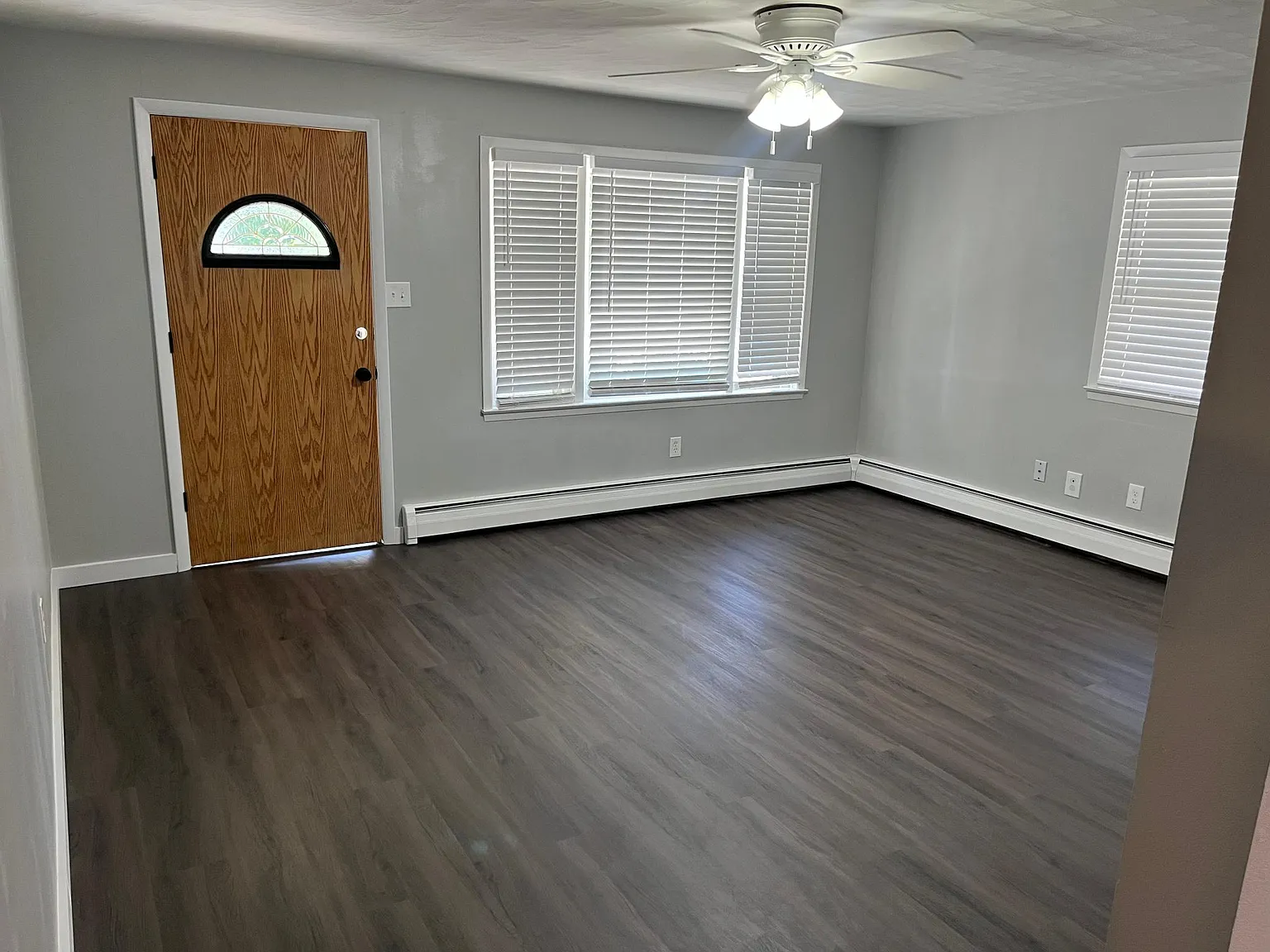 2 bed, 1100 sqft, $2,100 — Photo 4