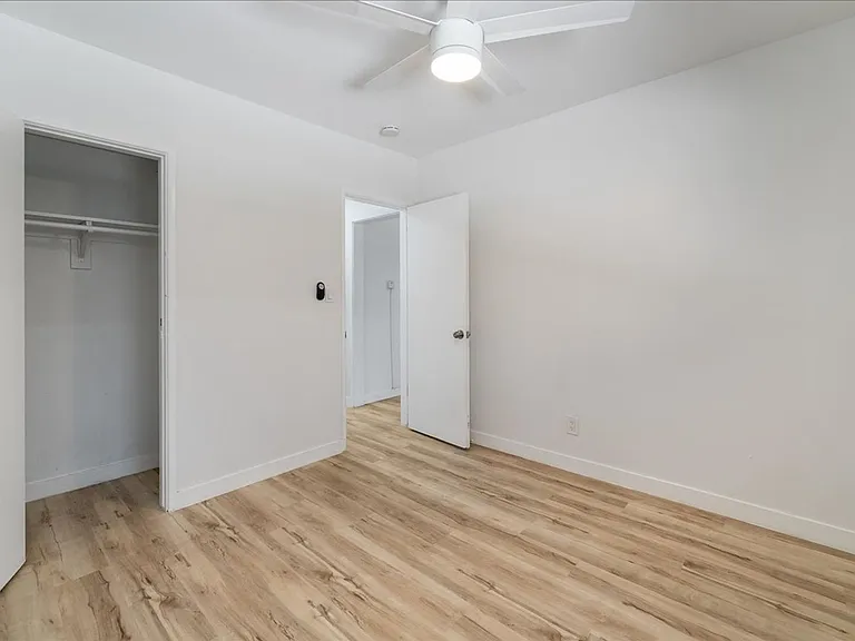 12238 Grevillea Ave #B — Photo 10
