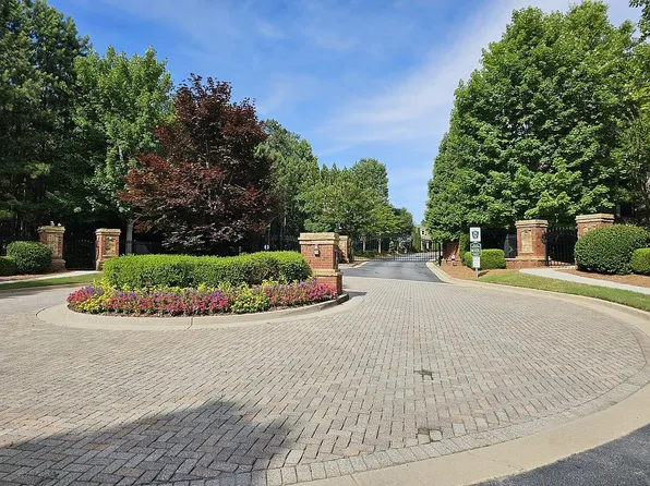 4144 Baverton Dr, Suwanee, GA 30024