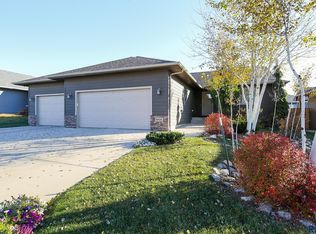 3908 S Homerun Ave, Sioux Falls, SD 57110