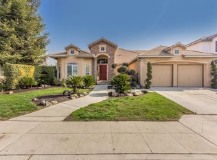 10880 N Bunkerhill Dr, Fresno, CA 93730