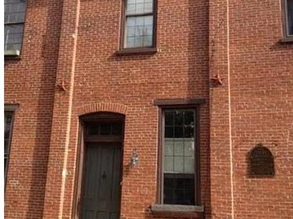 2nd image of 107 Walnut St