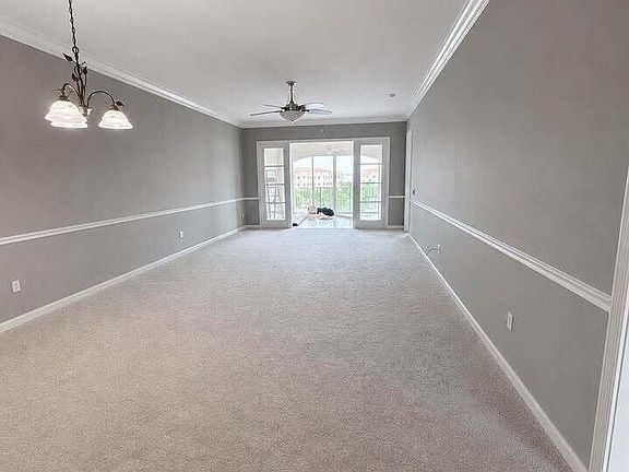 3rd image of 5 Harbour Isle Dr #Penthouse 06