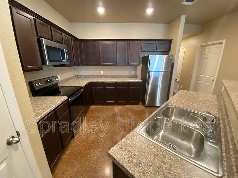 1538 Kal Ct — Photo 3