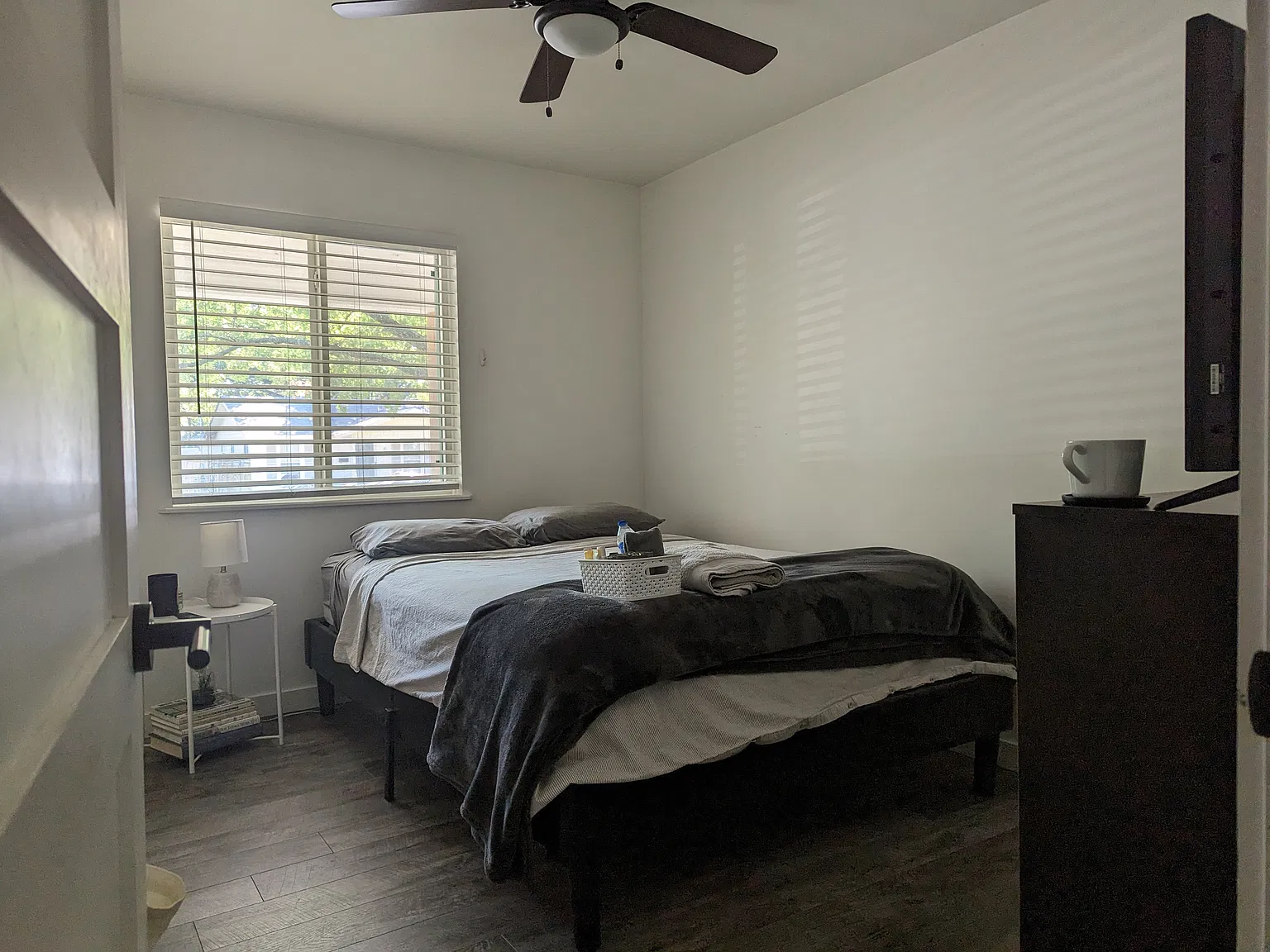8412 Jamestown Dr — Photo 4