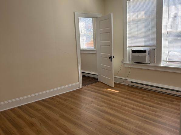 15 Irvington Rd #2