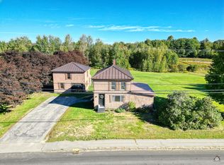 191 School St, Unity, ME 04988
