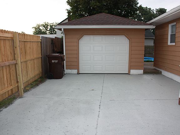 New roof, door and opener   