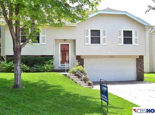 13617 Grover St, Omaha, NE 68144