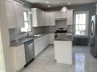16 Windsor St #2A, Arlington, MA 02474