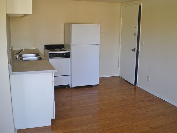5th image of 603 Michigan Ave #Z