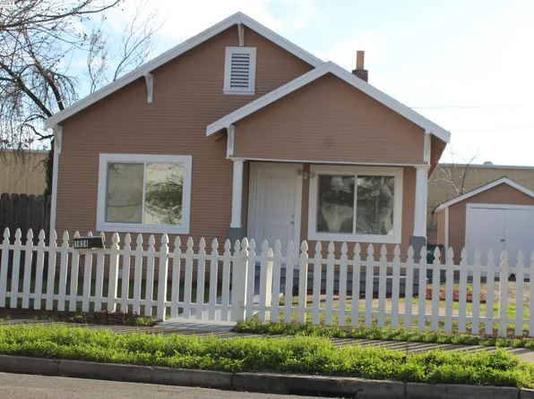 1634 E Lindsay St, Stockton, CA 95205