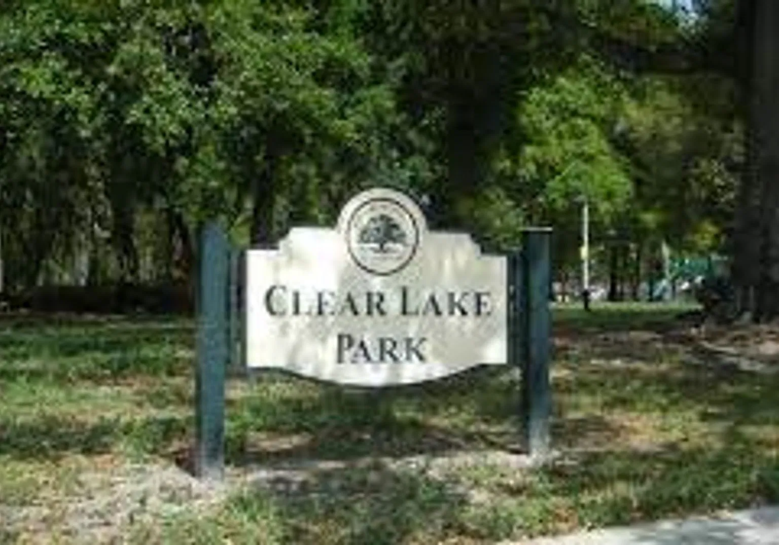 Charming 1 & 2 bedroom units Near Downtown Orlando | On-Site Laundry & Yard — Photo 4