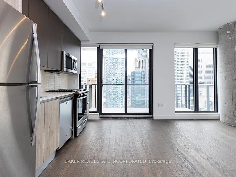 2 A Church St #2605 — Photo 11
