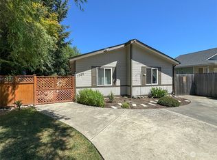 1725 W 11th St, Port Angeles, WA