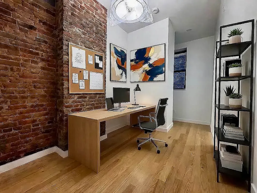 1015 6th Ave — Photo 3