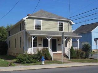 21 W Bainbridge St #A, Elizabethtown, PA 17022
