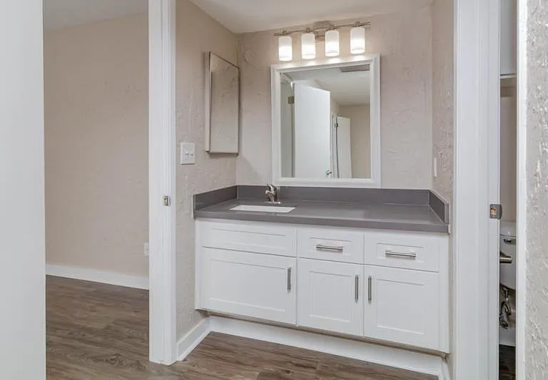 Mosaic at Western Apartments Homes — Photo 49