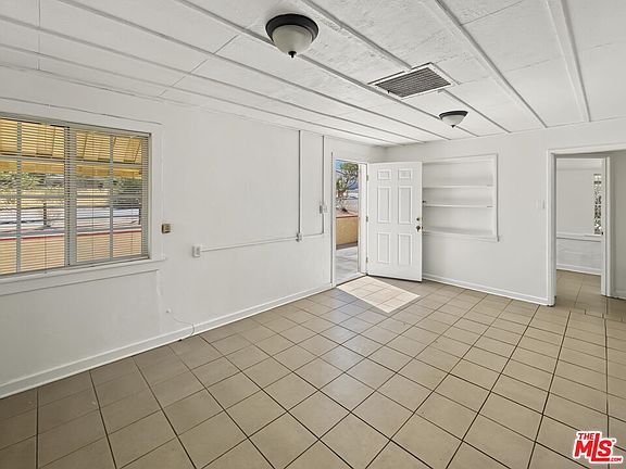 5th image of 61750 Desert Air Rd